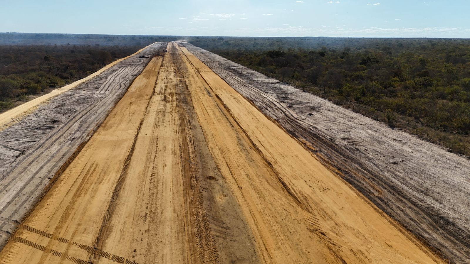 Carinhanha dá início à reforma do aeródromo e avança em infraestrutura regional
